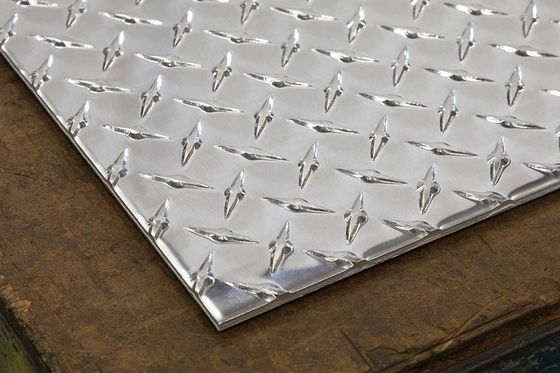 7075 hoja plateada de metal de aluminio pulida de la aleación de aluminio de T6 T651