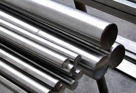 Laminado en caliente con la barra redonda de acero Rod C45 SAE1045 de carbono del tratamiento térmico forjó la barra 380M M del eje
